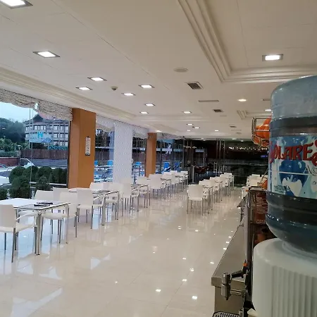 מלון Maritimo Ris Con Garaje