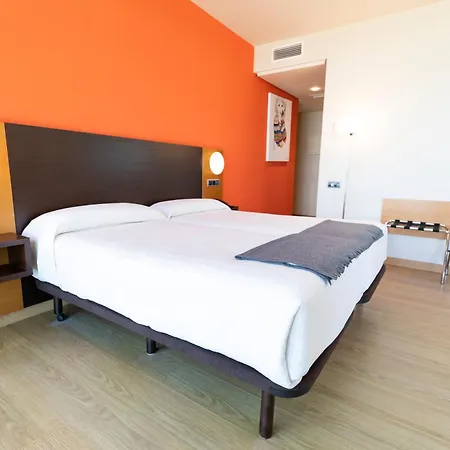 Hotel Maritimo Ris Con Garaje Noja