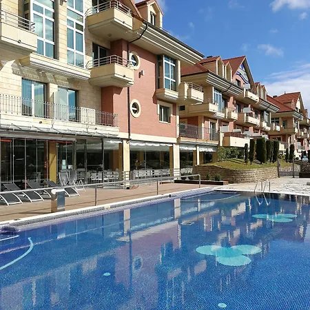 Maritimo Ris Con Garaje 호텔 3*