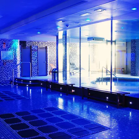 Maritimo Ris Con Garaje מלון