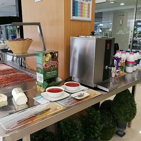 호텔 Maritimo Ris Con Garaje 노하