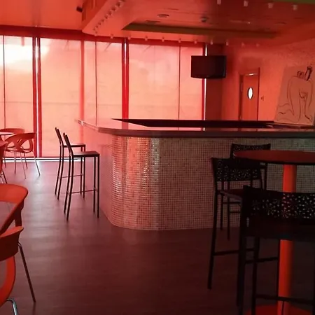 Hotel Maritimo Ris Con Garaje Noja