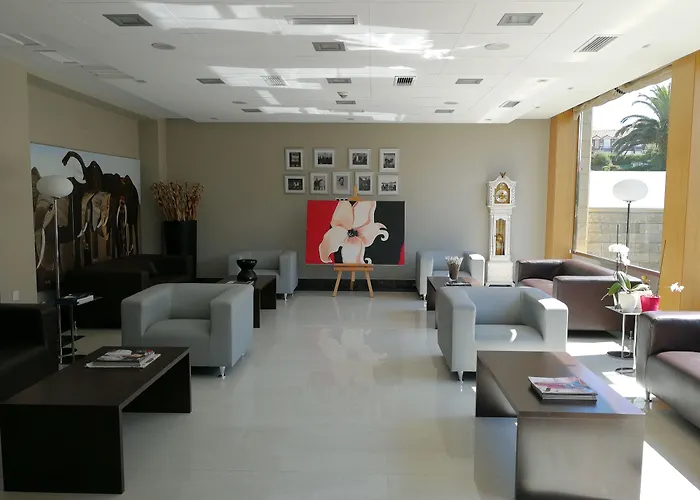 Hotel Maritimo Ris Con Garaje Noja