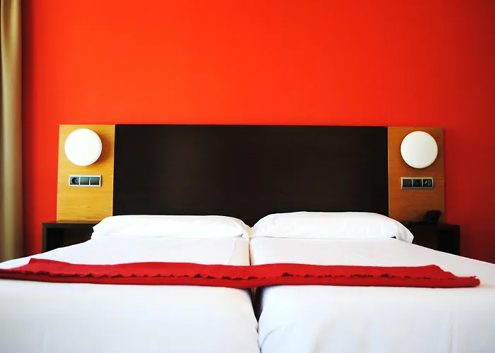 Maritimo Ris Con Garaje Hotel