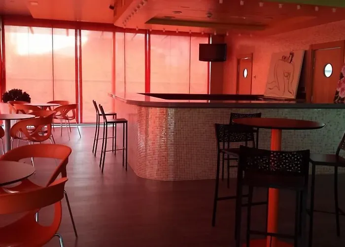 Hotel Maritimo Ris Con Garaje Noja