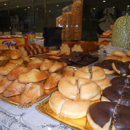 Maritimo Ris Con Garaje 酒店