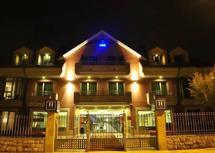 Maritimo Ris Con Garaje 3* Noja